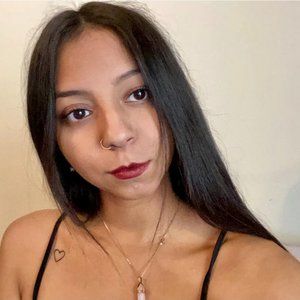 Meet your Posher, Christy adriana